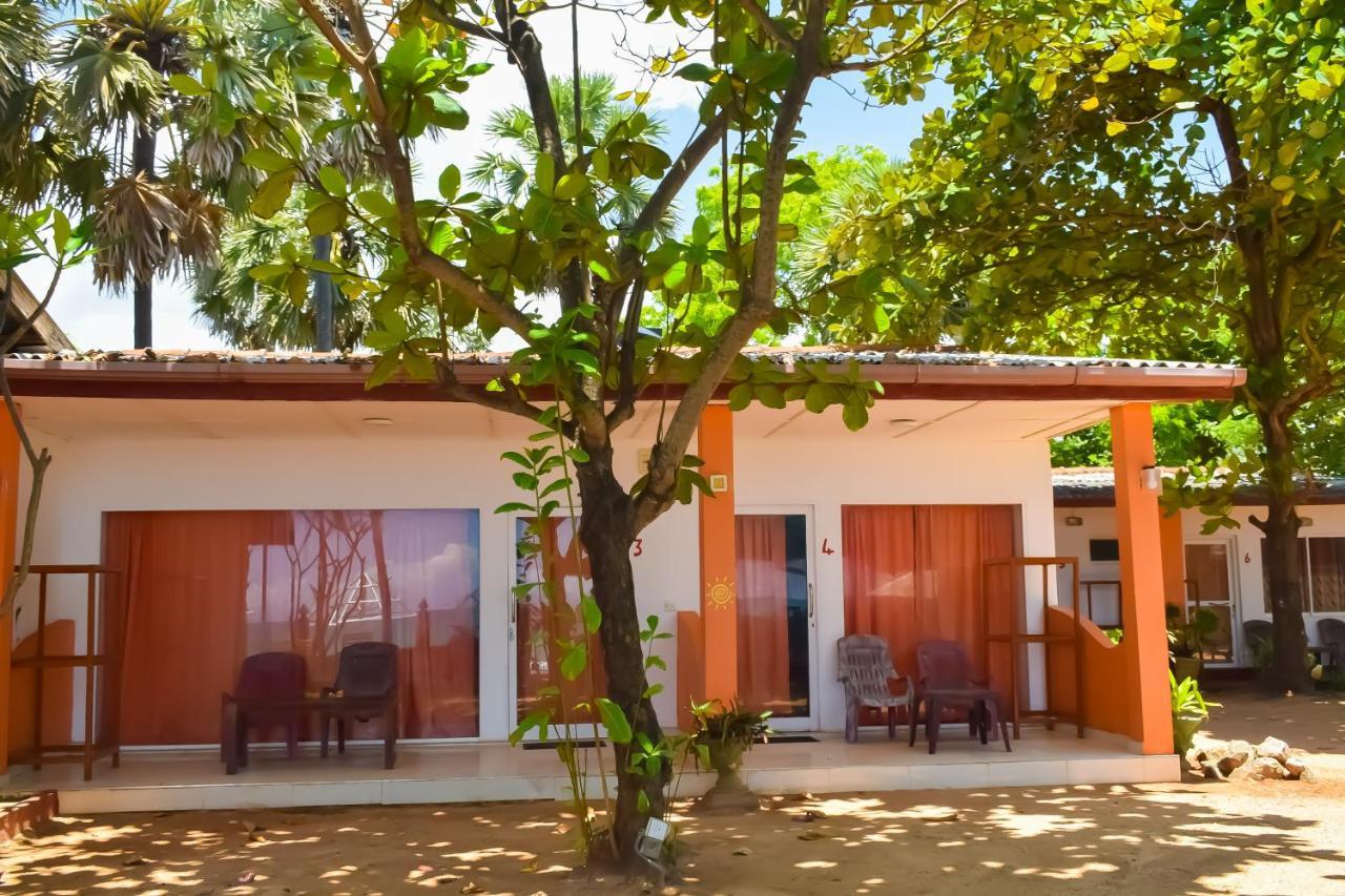 Golden Beach Cottages تريكونامالاي المظهر الخارجي الصورة