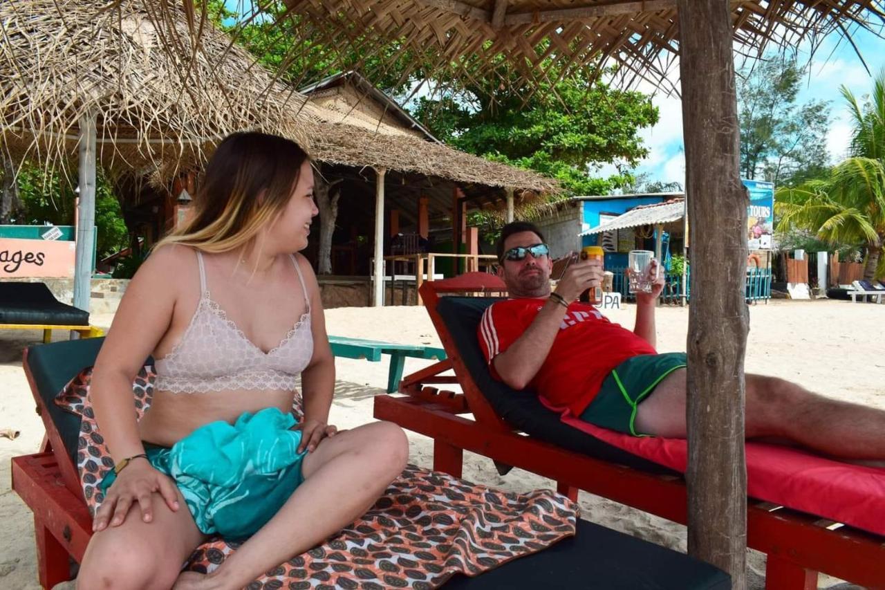 Golden Beach Cottages تريكونامالاي المظهر الخارجي الصورة