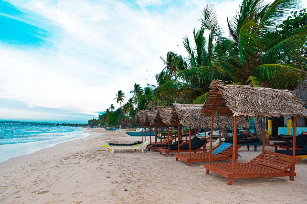 Golden Beach Cottages تريكونامالاي المظهر الخارجي الصورة
