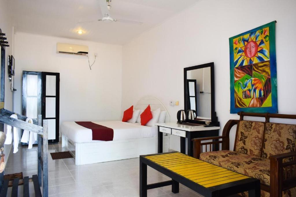 Golden Beach Cottages تريكونامالاي المظهر الخارجي الصورة